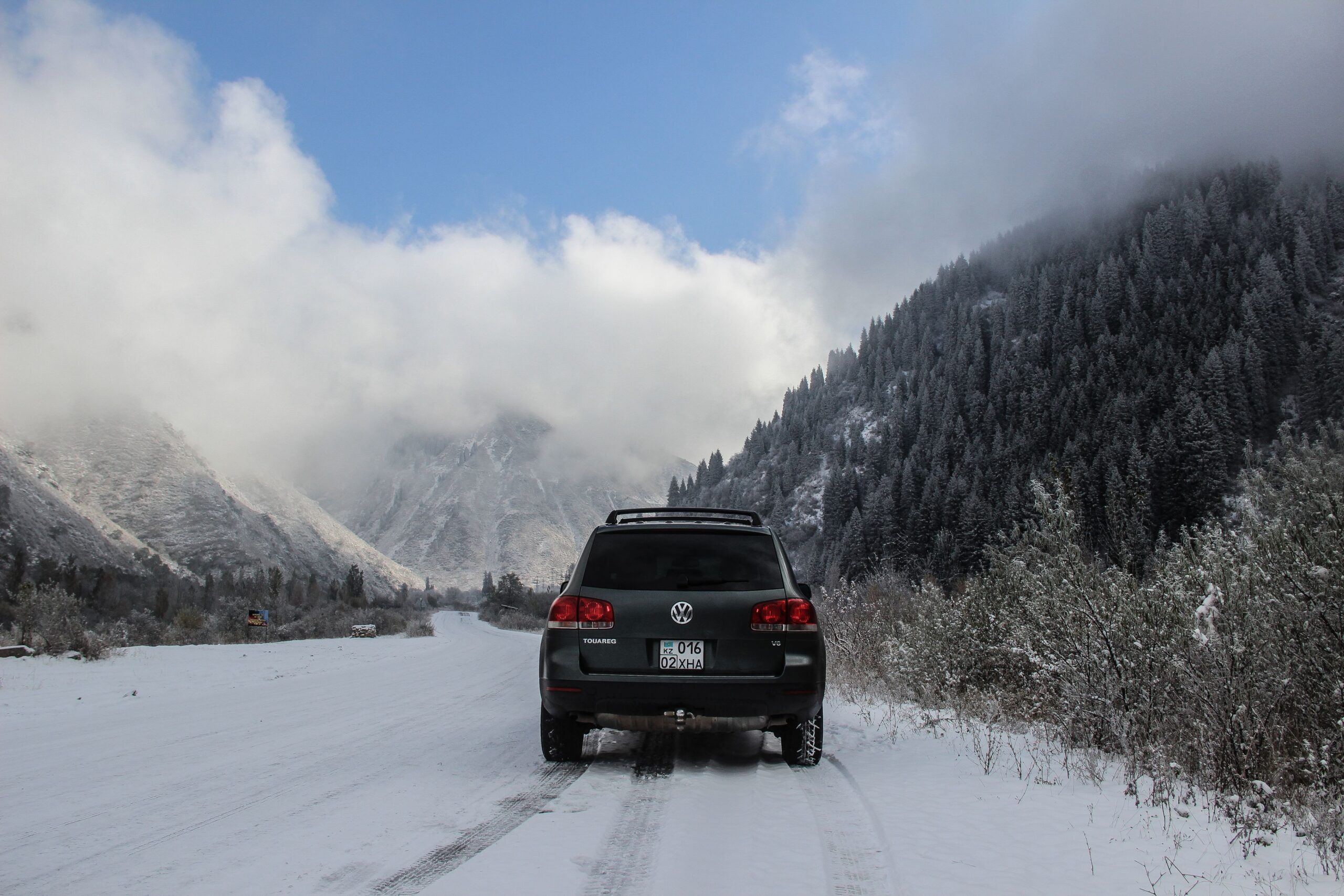 The professionals at PRO PDR - Paintless Dent Repair Colorado Springs make the process of repairing hail damage, dents, dings, and creases as fast, affordable, and efficient as possible.